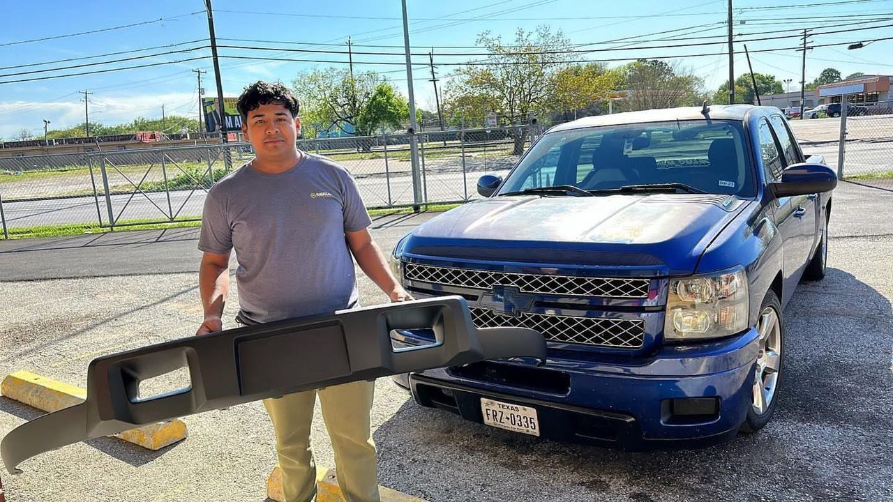 Image of an organized stack of car headlights and tail lights