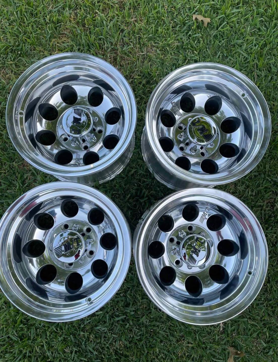 New Chrome Modular Wheels (Set of 4) 15x10 in., 5x5.5" Bolt Pattern